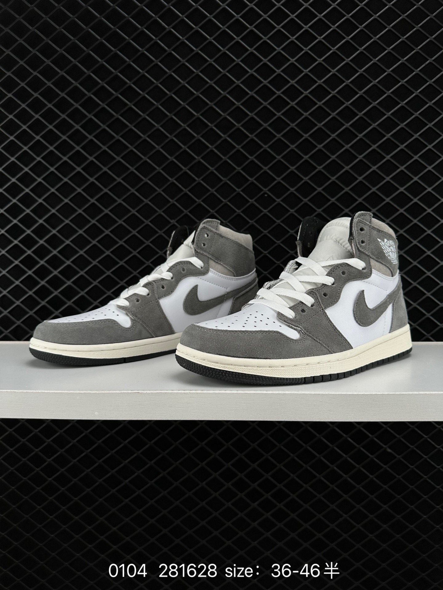 Nike Air Jordan 1 Retro High OG”Black/White“